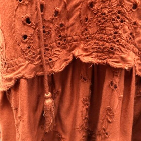 American Eagle Boho Eyelet Peplum Blouse Burnt Orange Medium Tassel Ties - Picture 6 of 9
